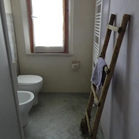 Il Glicine 3 Bed & Breakfast *